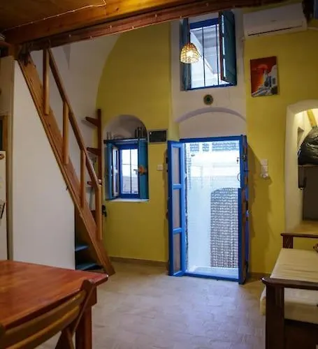 Traditional Cycladic Holiday home *