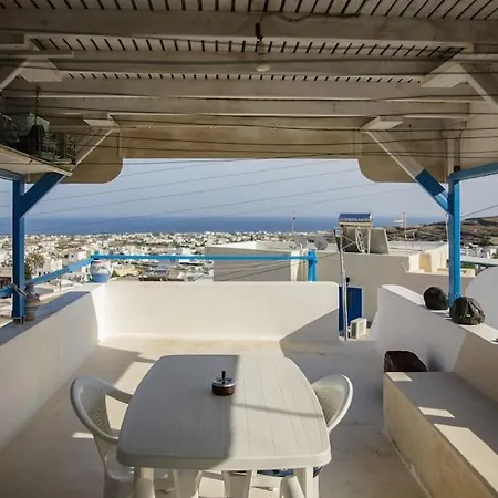 Holiday home Traditional Cycladic Emporio (Santorini)